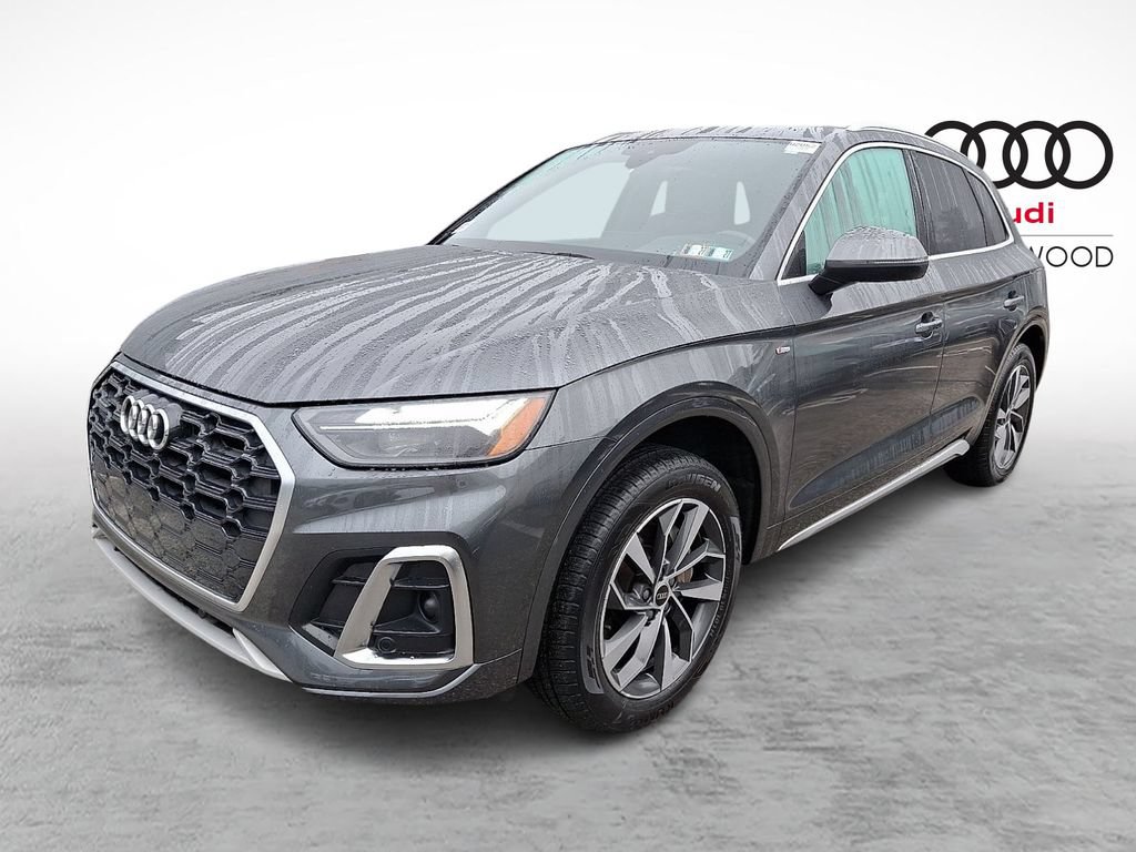 Used 2024 Audi Q5 2.0T Premium w/ Convenience Package AWD/4WD image 3