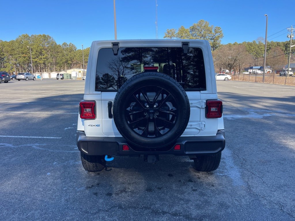 Used 2024 Jeep Wrangler Unlimited Sahara w/ Technology Group image 6