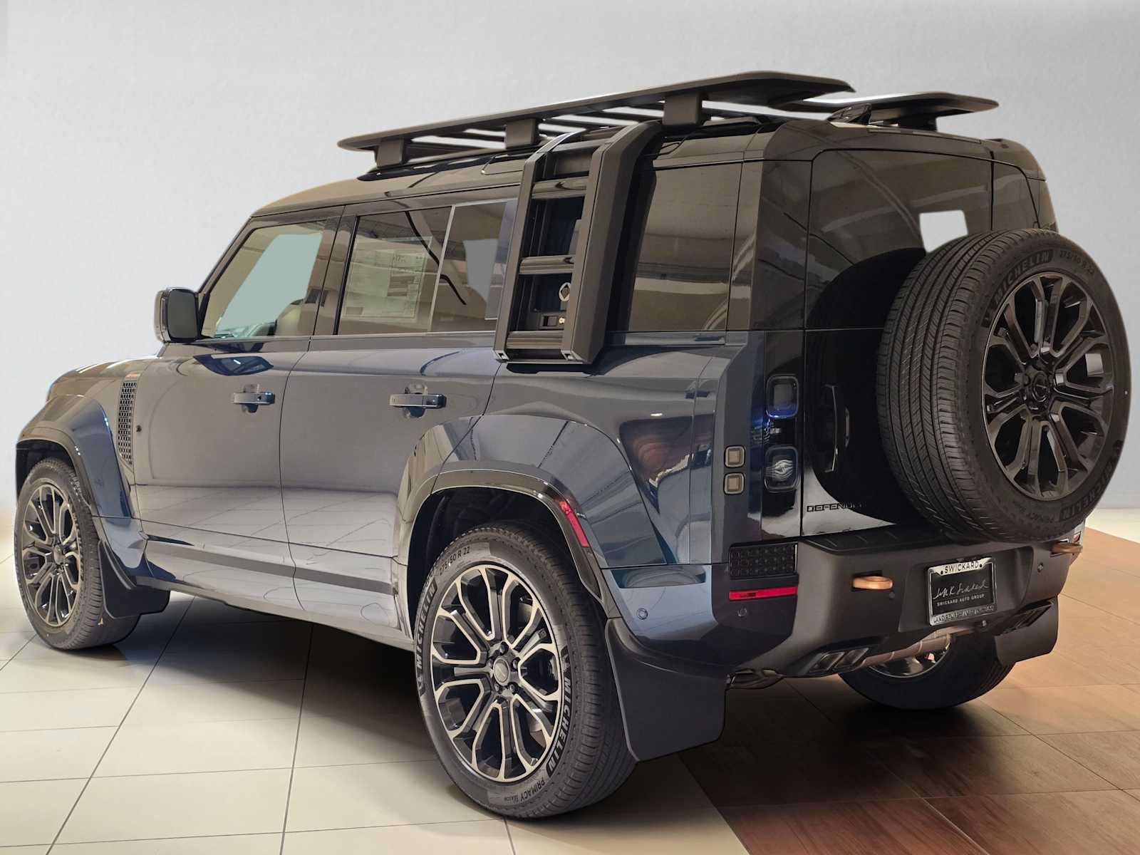 New 2026 Land Rover Defender 110 OCTA AWD/4WD image 3