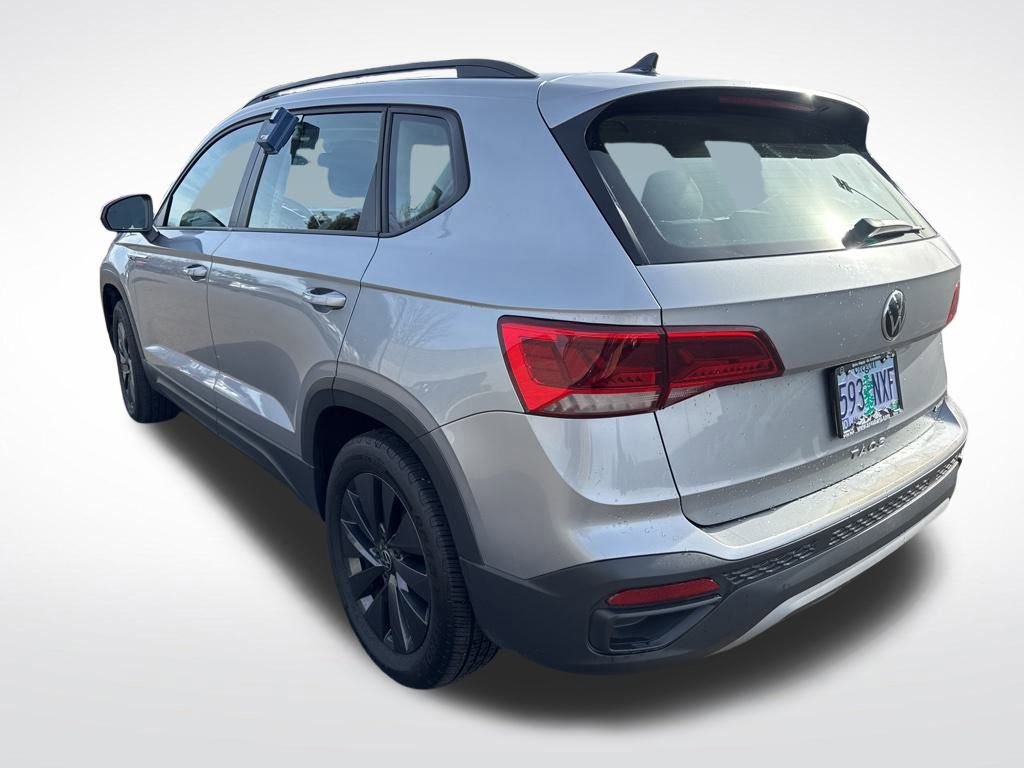 Used 2022 Volkswagen Taos S image 5