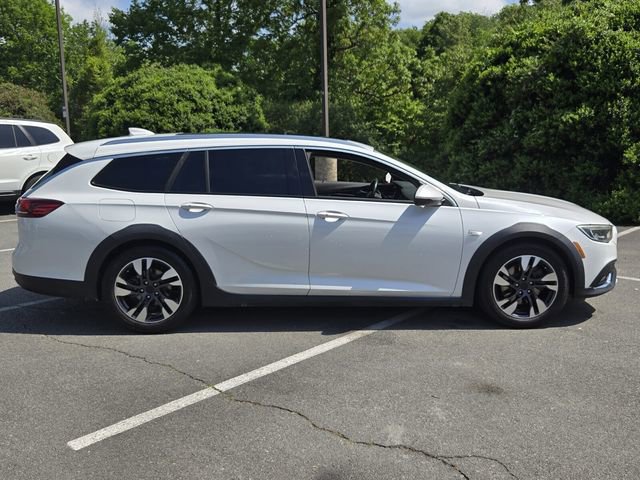 Used 2019 Buick Regal Essence w/ Driver Confidence Package I image 6