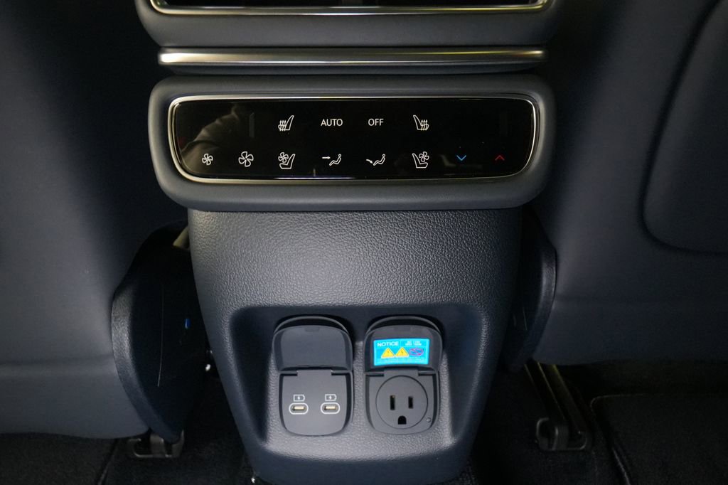New 2026 Genesis GV80 3.5T e-SC image 28