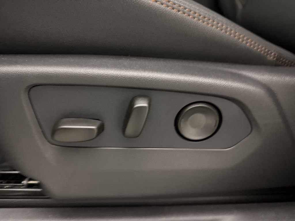 New 2026 GMC Sierra 1500 AT4 w/ AT4 Premium Package image 20