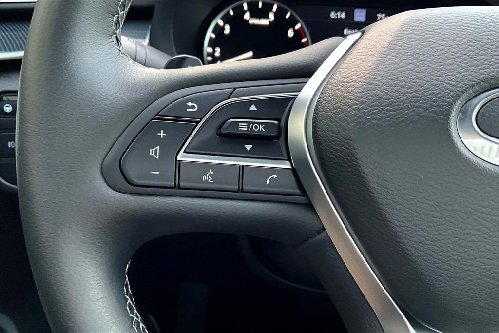Used 2025 INFINITI QX50 Sport AWD/4WD image 18