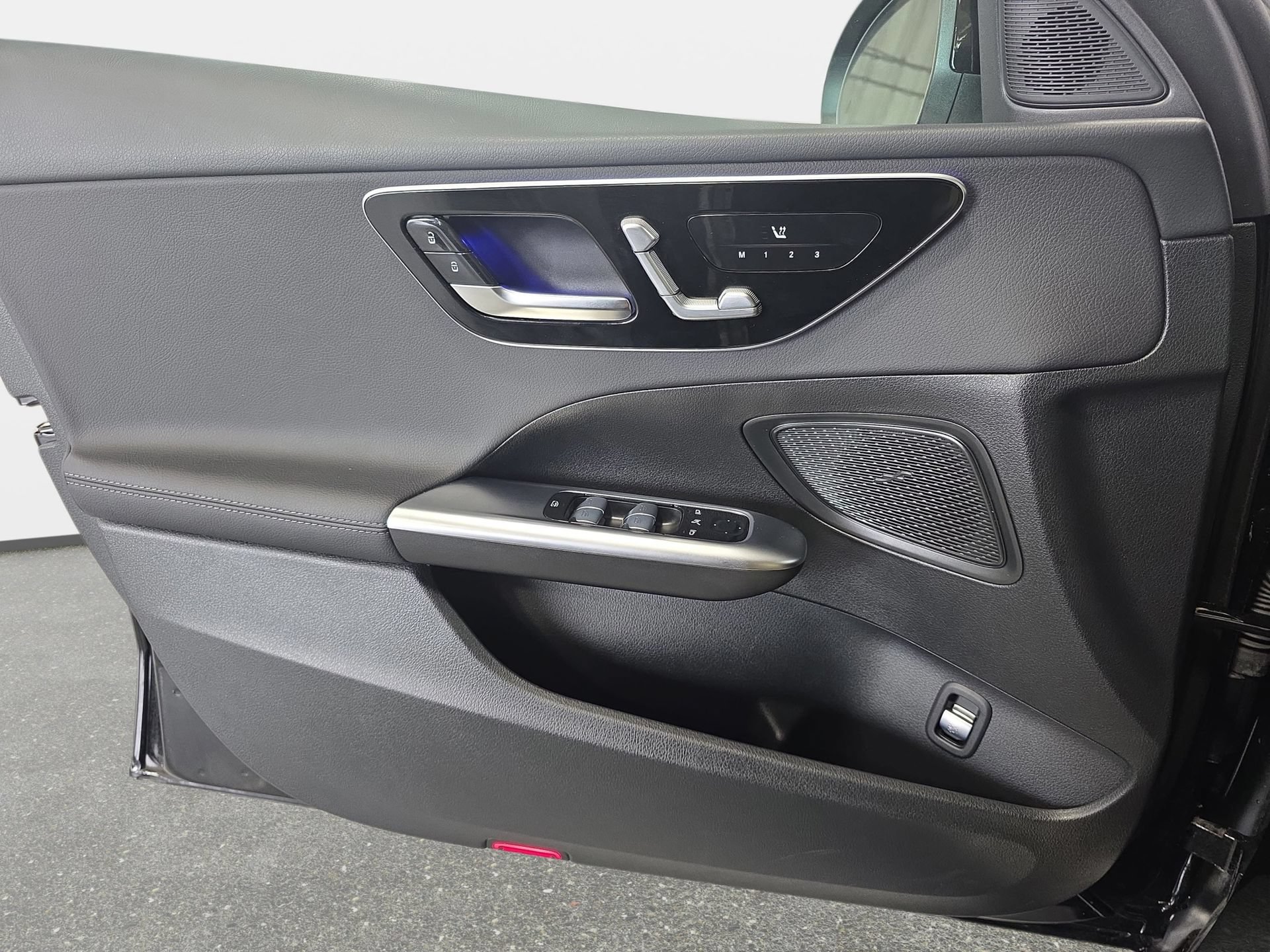 Certified 2025 Mercedes-Benz C 300 4MATIC Sedan image 26
