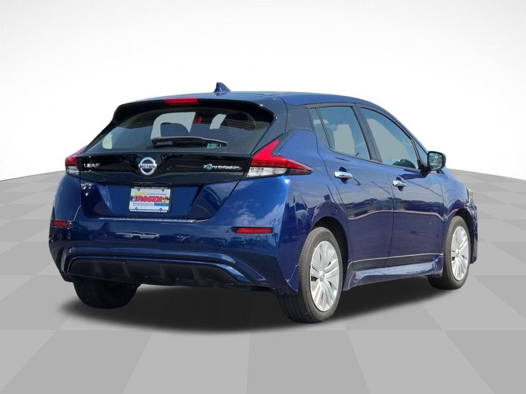Used 2022 Nissan Leaf S w/ Protection Package FWD image 3