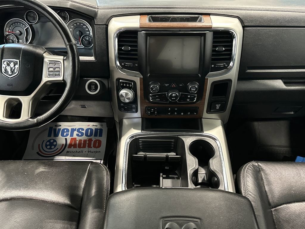Used 2016 RAM 1500 Laramie w/ Convenience Group AWD/4WD image 28
