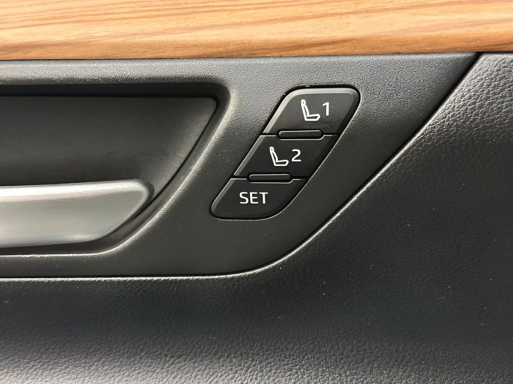 Used 2024 Toyota Grand Highlander XLE image 43