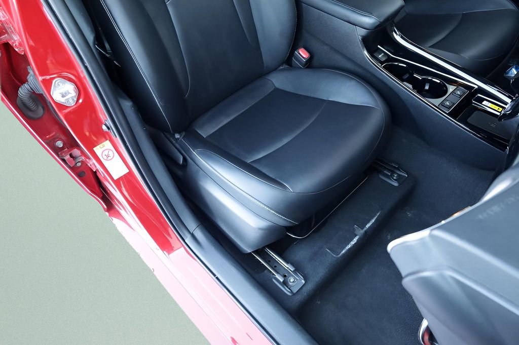 Certified 2022 Toyota Prius Prime Limited image 14