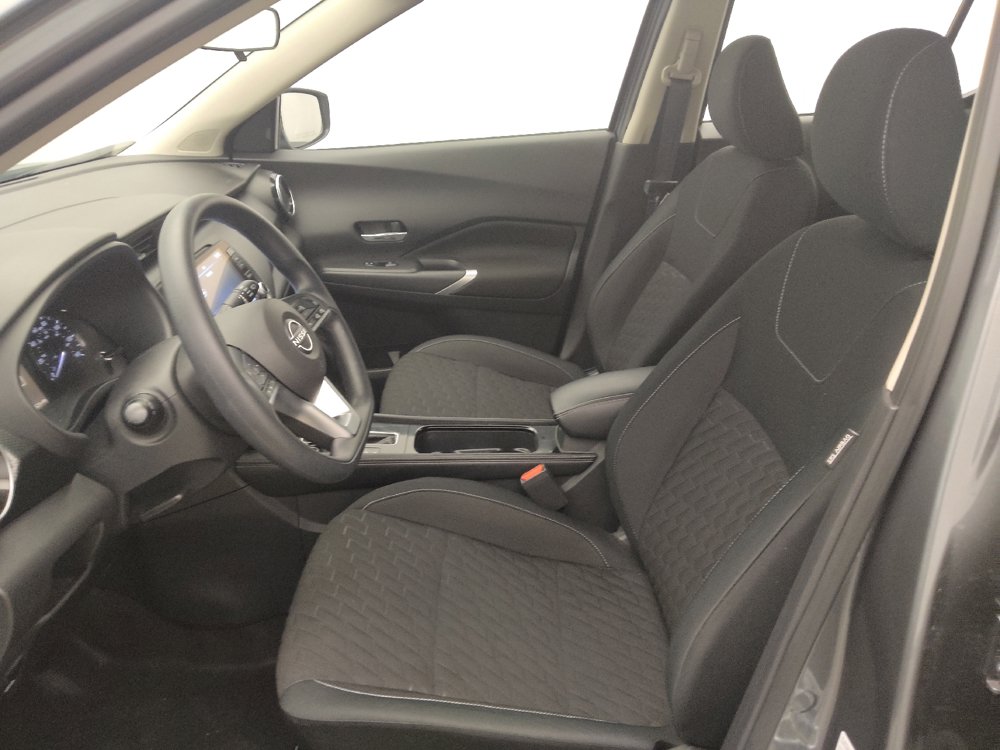 Used 2023 Nissan Kicks SV FWD image 17