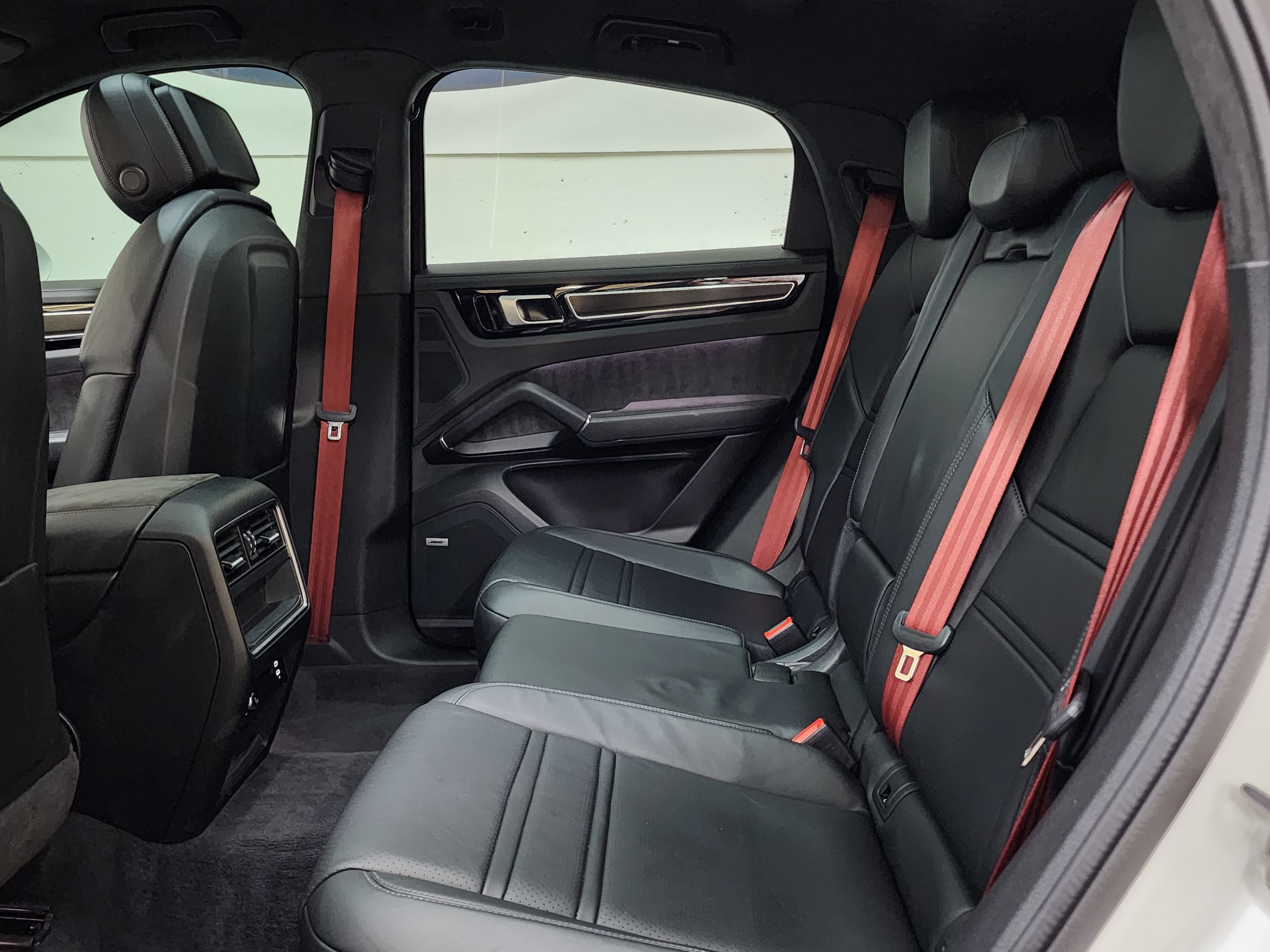 Used 2021 Porsche Cayenne GTS AWD/4WD image 17