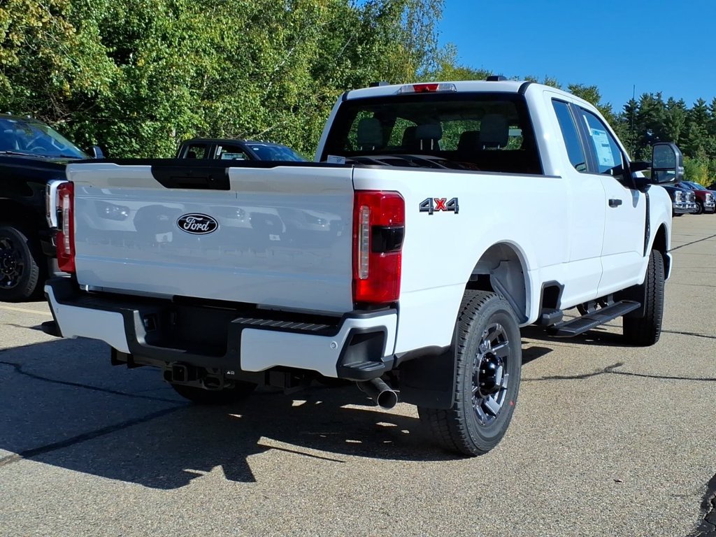 New 2027 Ford F250 XL w/ STX Appearance Package AWD/4WD image 5