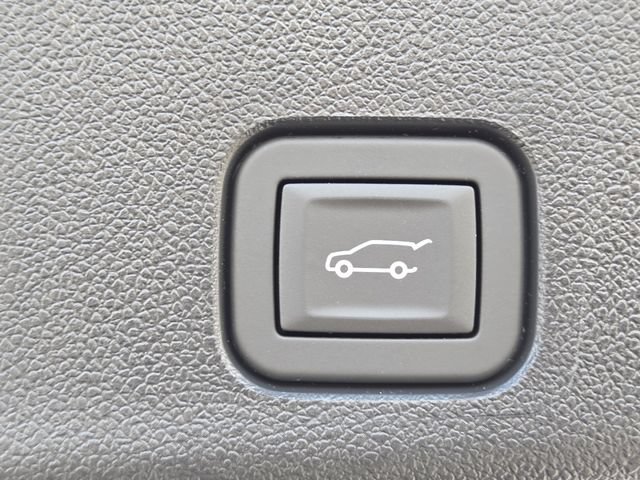 New 2026 GMC Acadia Denali w/ Super Cruise Package AWD/4WD image 25
