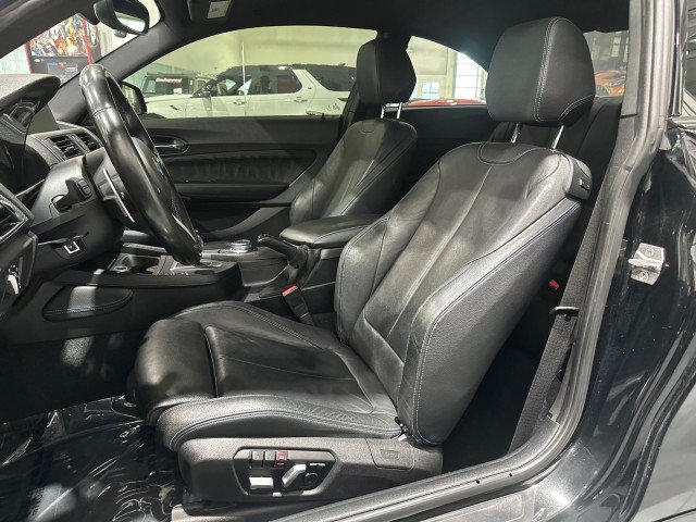 Used 2017 BMW M2 RWD image 45