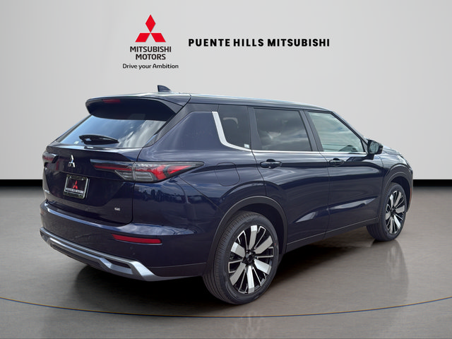 New 2026 Mitsubishi Outlander SE FWD image 5