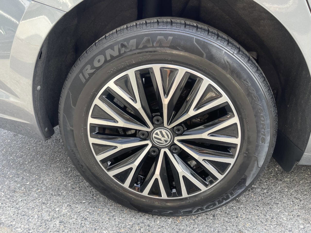 Used 2020 Volkswagen Jetta SE image 13
