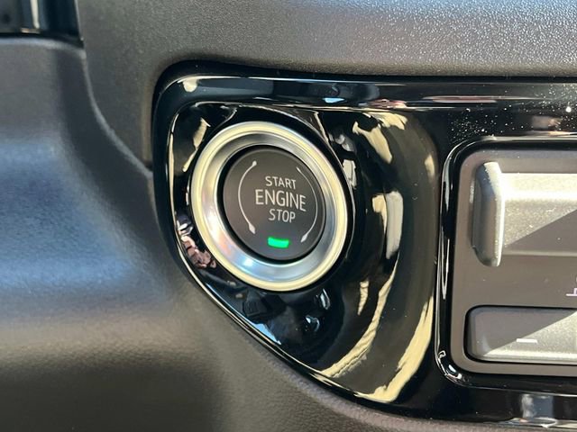 New 2025 GMC Sierra 1500 SLT w/ SLT Convenience Package image 28