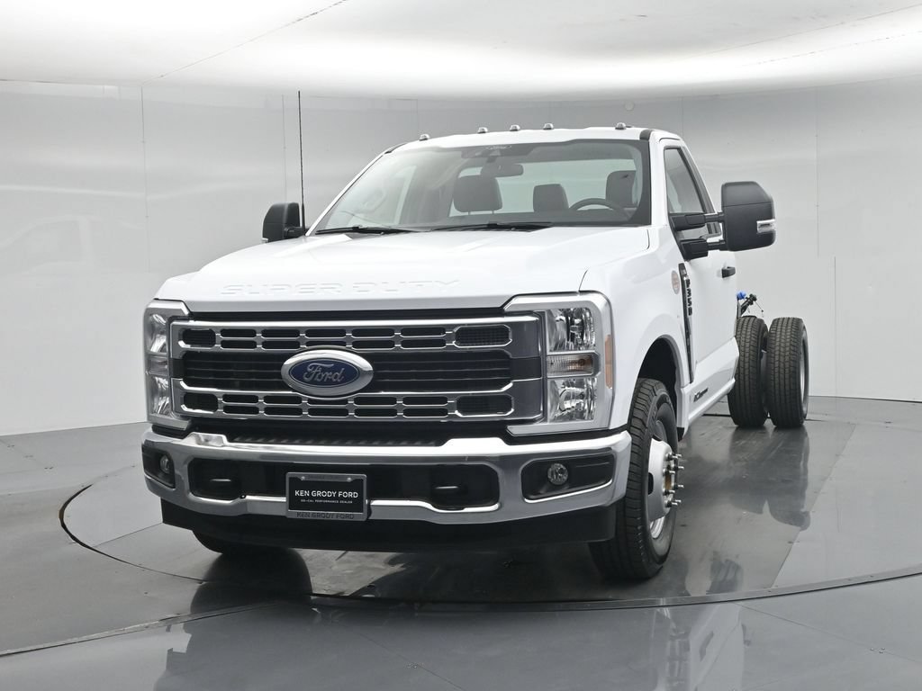 New 2026 Ford F350 XL w/ XL Chrome Package RWD image 47