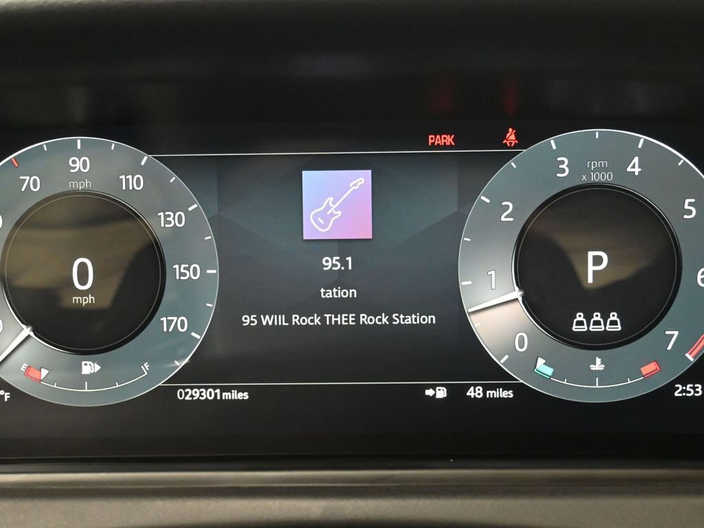 Used 2024 Land Rover Range Rover Velar Dynamic SE AWD/4WD image 12
