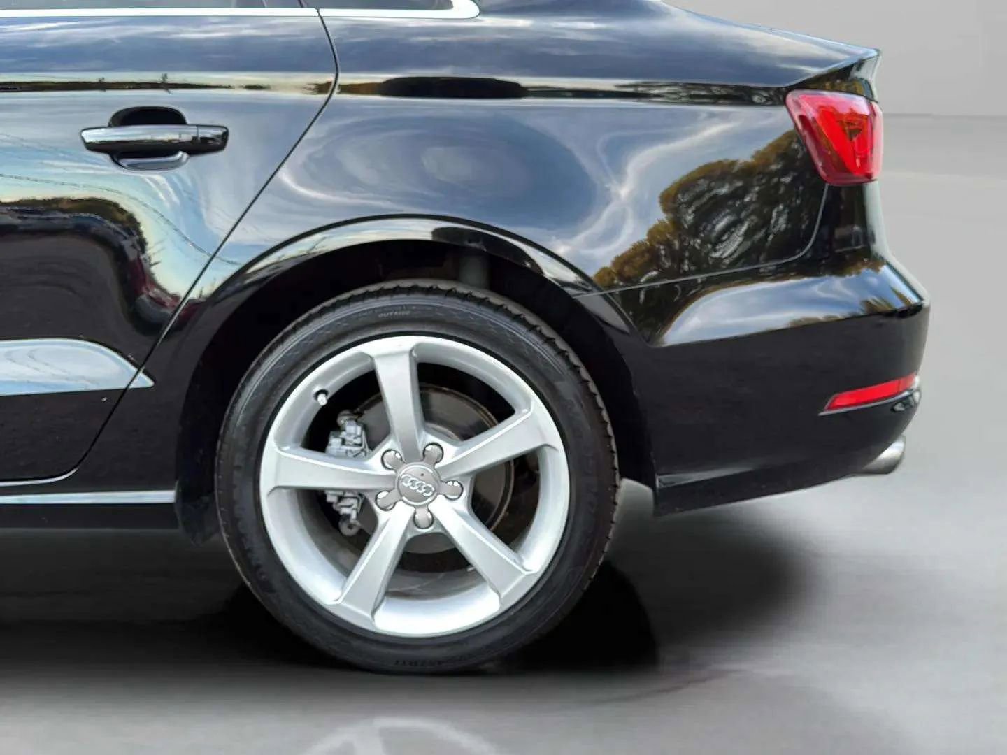 Used 2015 Audi A3 2.0T Premium w/ Aluminum Style Package image 31