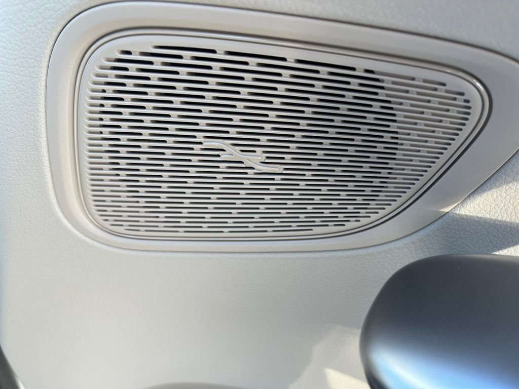 Certified 2025 Mercedes-Benz GLC 350e 4MATIC image 16