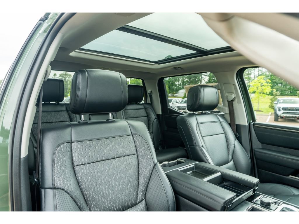 Used 2022 Toyota Tundra Limited w/ TRD Off-Road Package AWD/4WD image 20