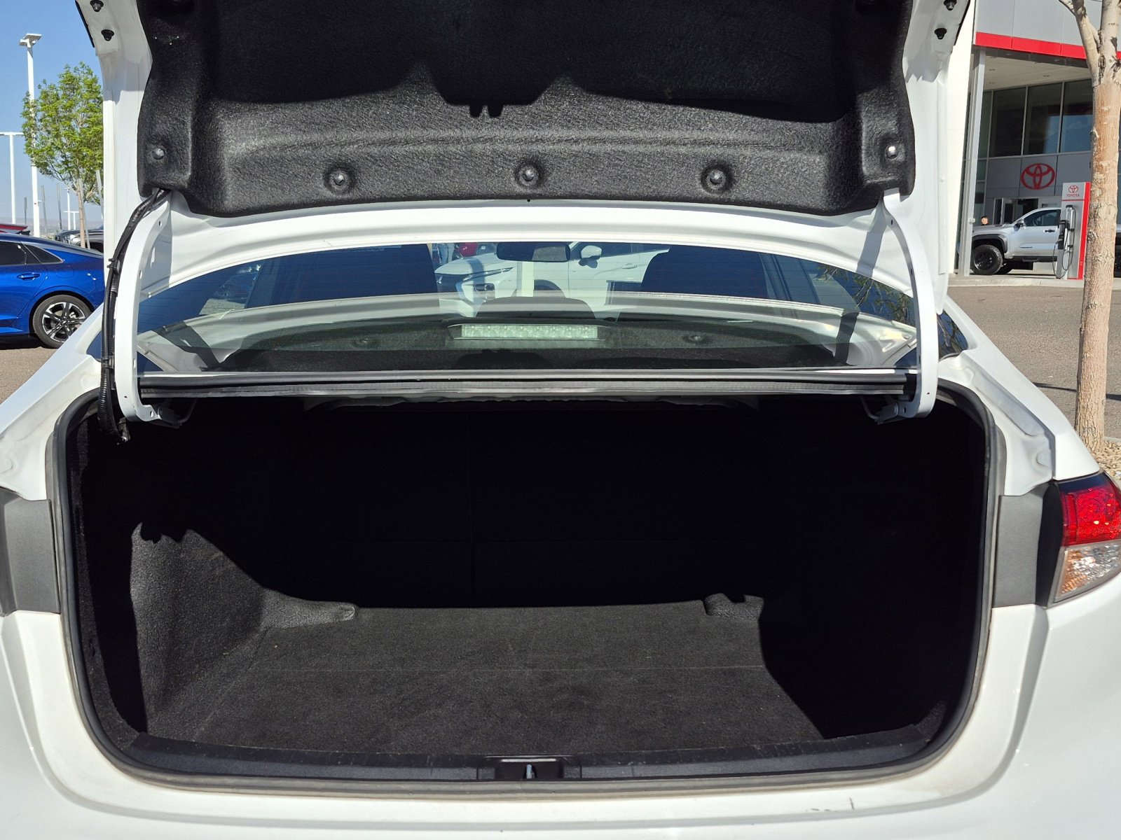 Certified 2024 Toyota Corolla LE image 20