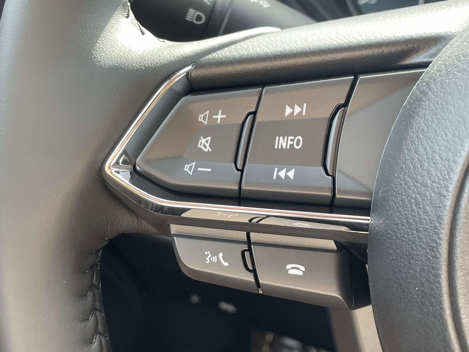 New 2025 MAZDA CX-5 AWD 2.5 S w/ Premium Plus Pkg image 9