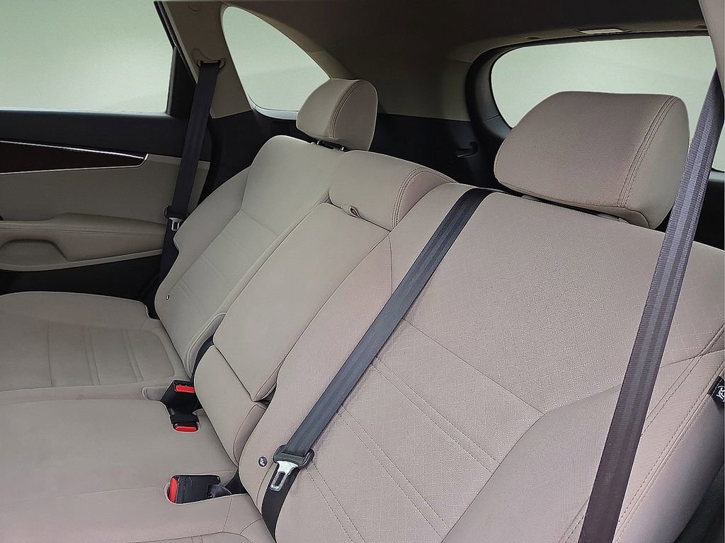 Used 2016 Kia Sorento LX image 20