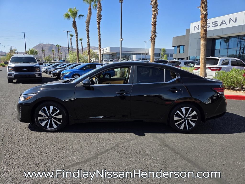 Used 2025 Nissan Sentra SV w/ SV Premium Package FWD image 3