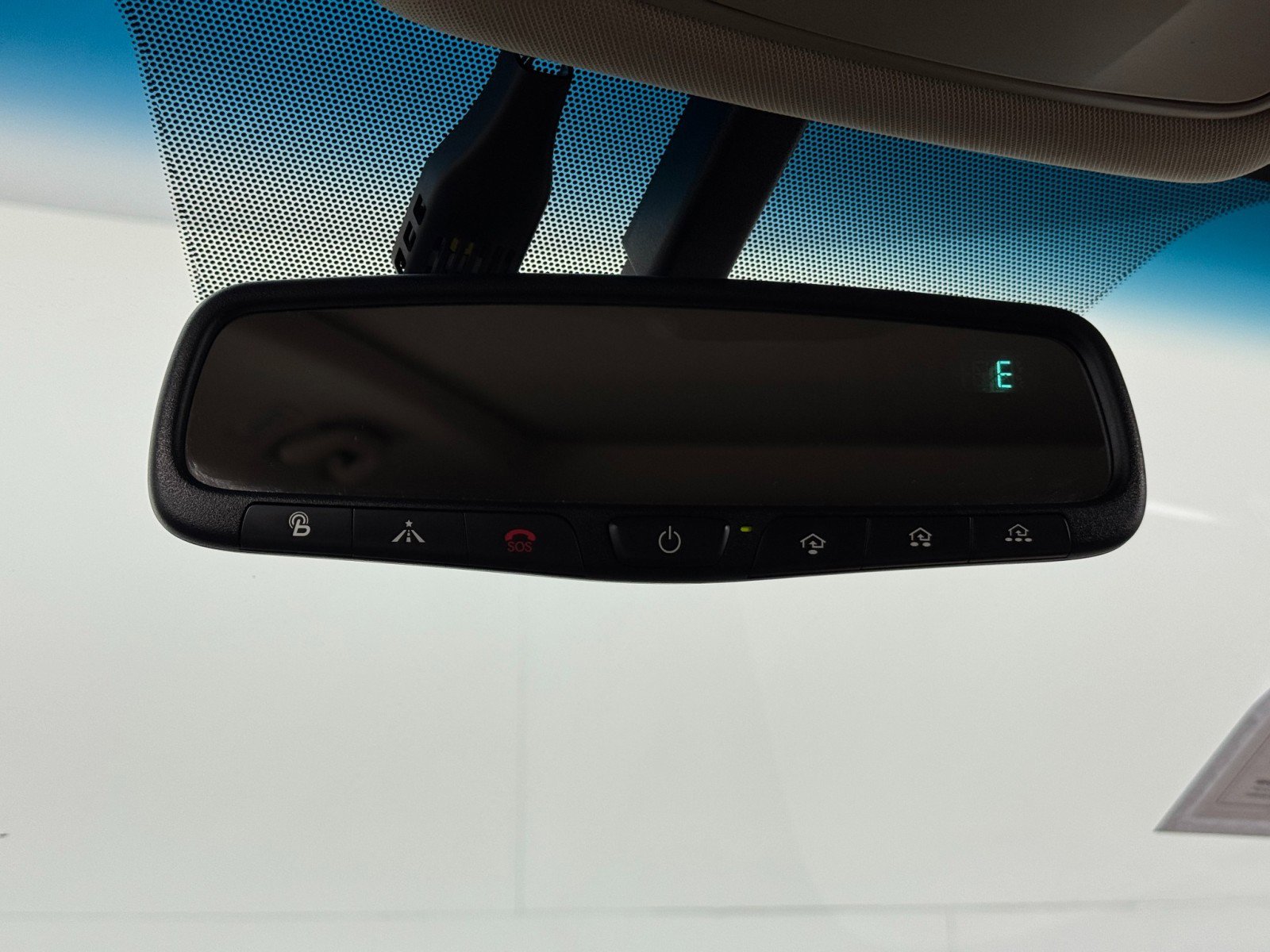 Used 2014 Hyundai Santa Fe w/ Technology Package 05 image 32