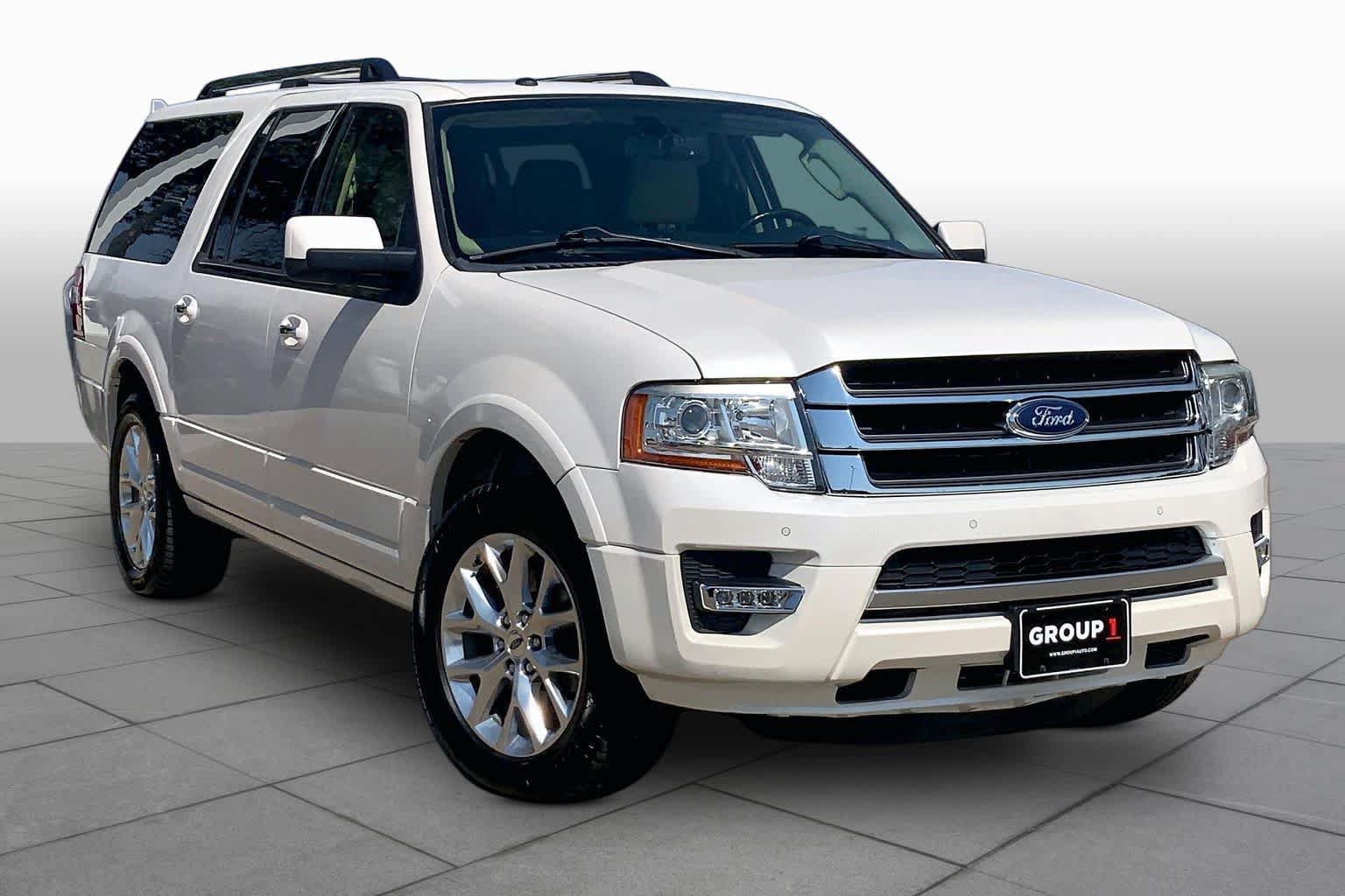 Used 2017 Ford Expedition EL Limited w/ Equipment Group 301A RWD image 3