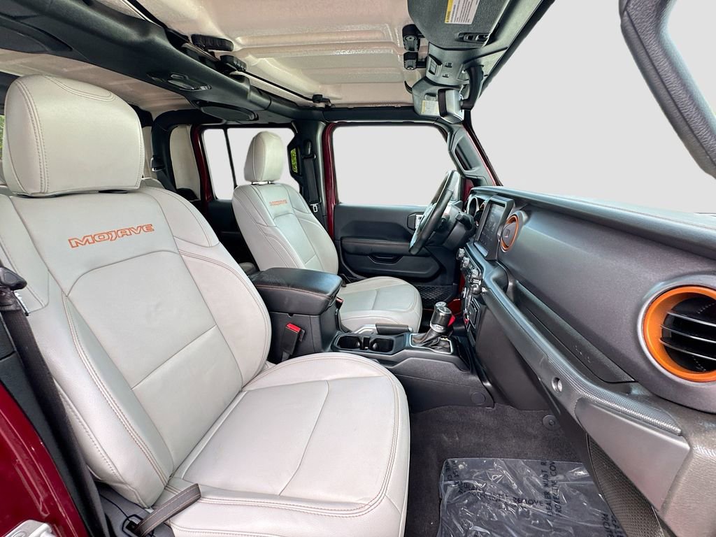 Used 2021 Jeep Gladiator Mojave AWD/4WD image 32