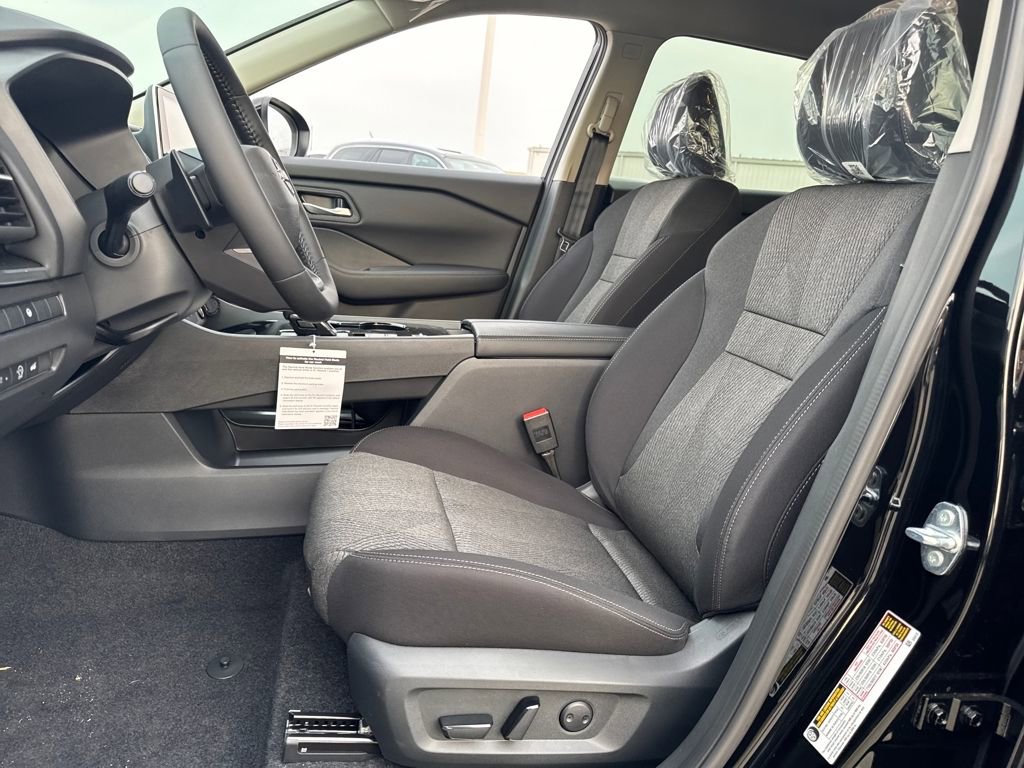 New 2026 Nissan Rogue SV image 15