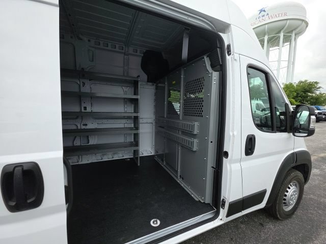 Used 2025 RAM ProMaster 3500 FWD image 20