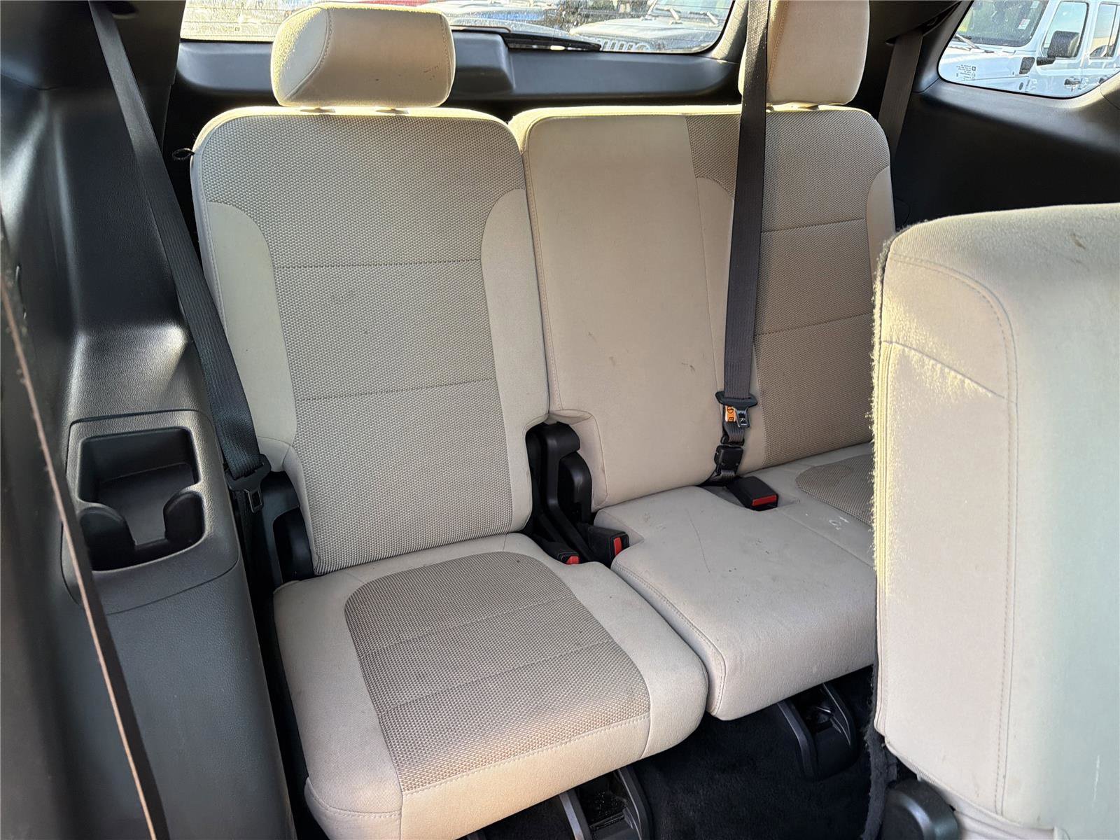 Used 2022 Chevrolet Traverse LS FWD image 14