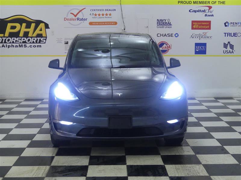 Used 2020 Tesla Model Y Long Range image 2