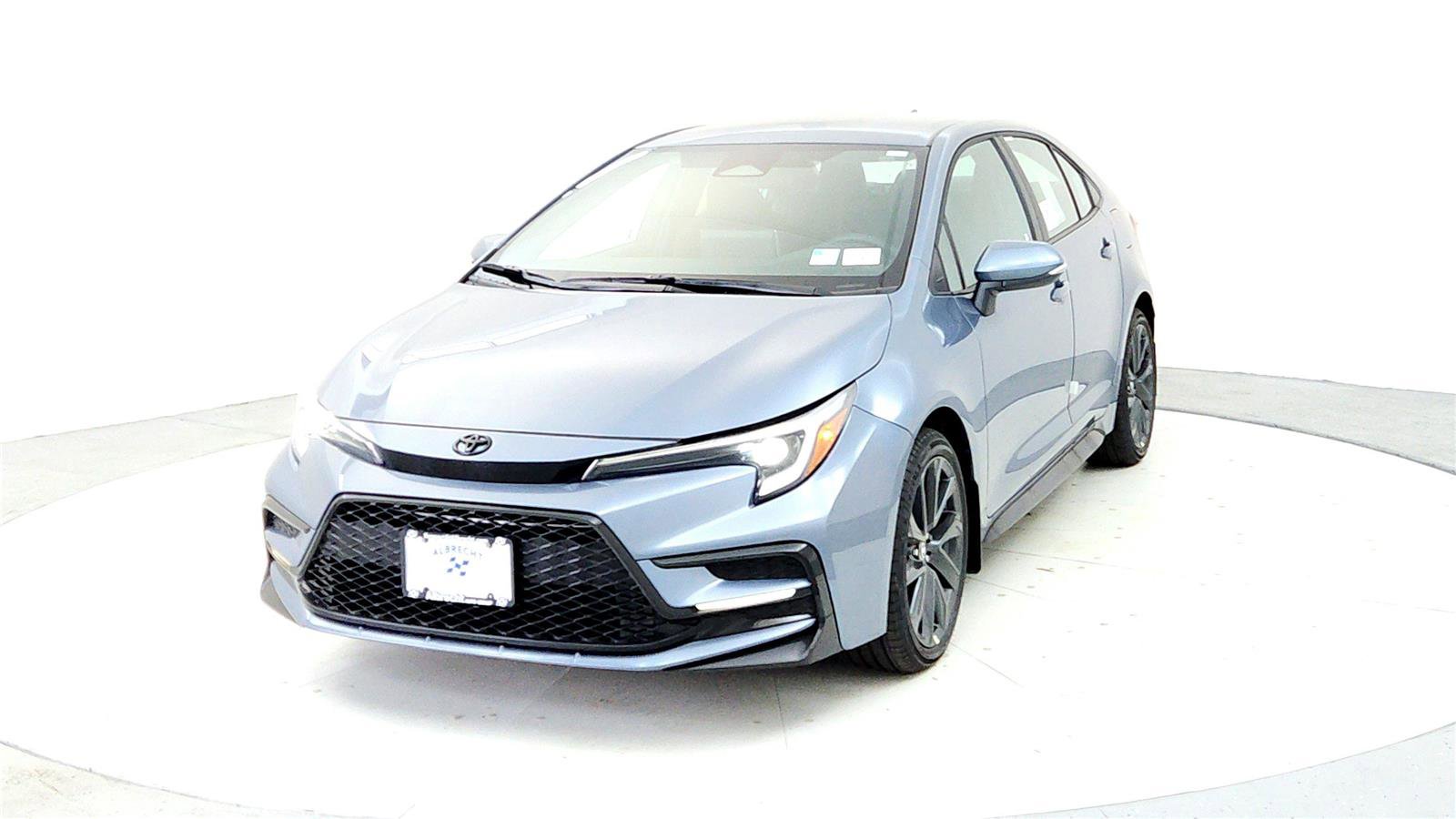 New 2026 Toyota Corolla SE FWD image 2