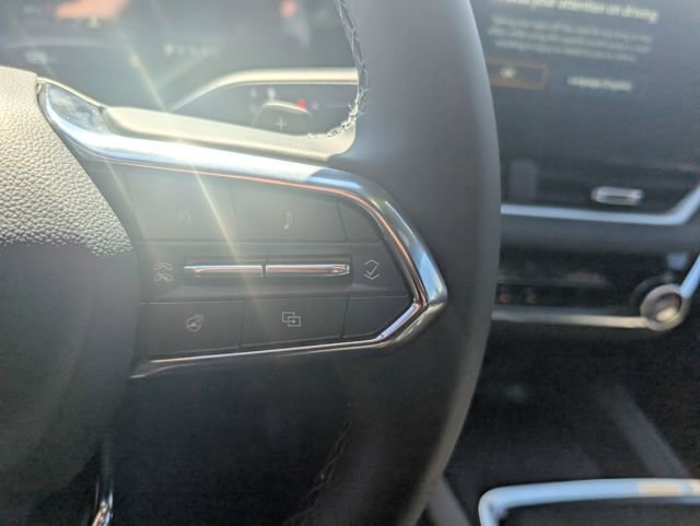 New 2026 Chevrolet Equinox LT w/ Convenience Package II AWD/4WD image 18