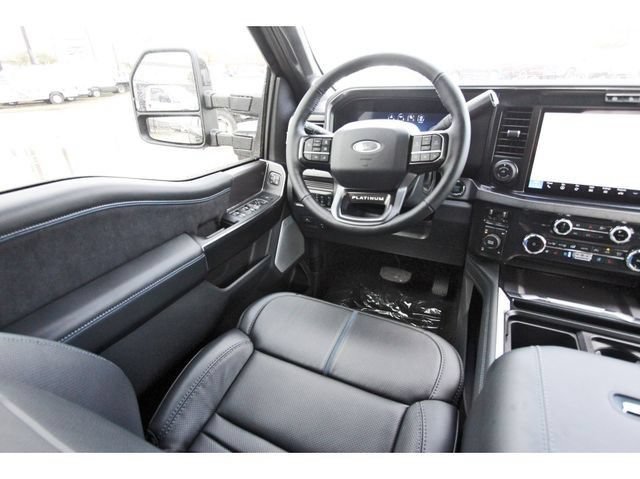 New 2026 Ford F250 Platinum w/ FX4 Off-Road Package AWD/4WD image 7