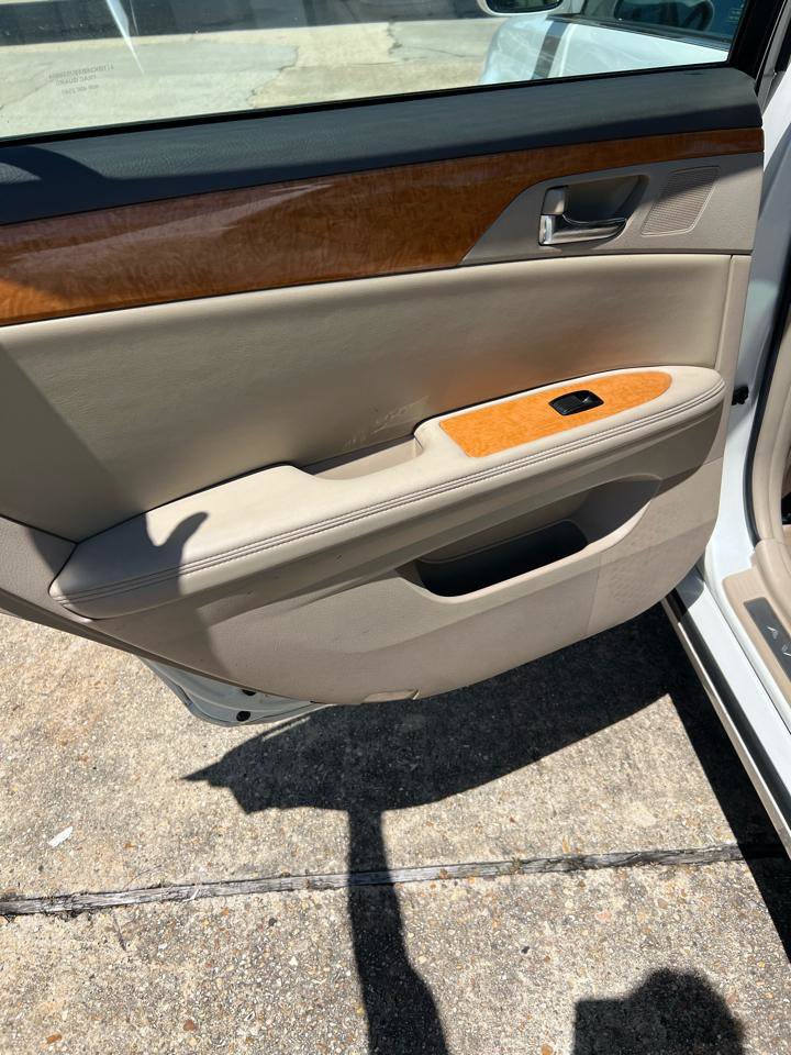 Used 2005 Toyota Avalon XL FWD image 8