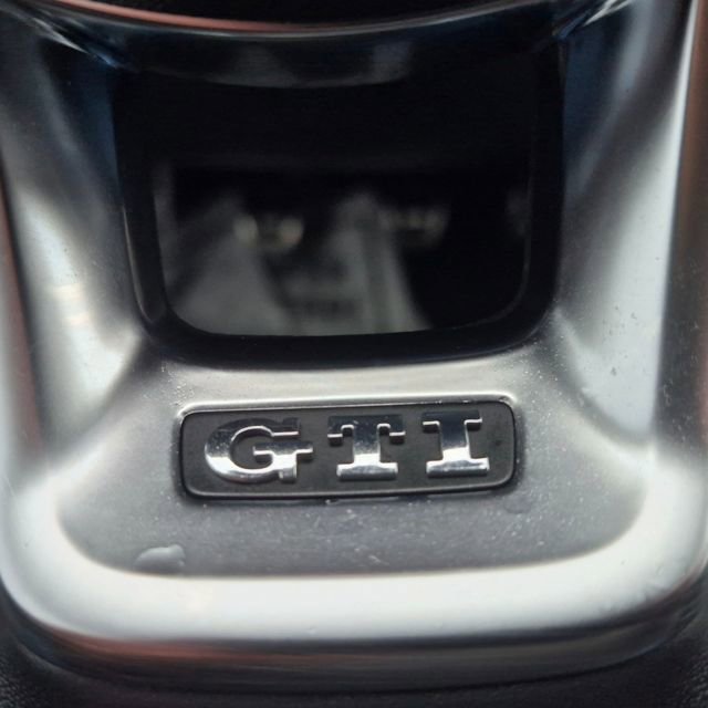 Used 2019 Volkswagen GTI S FWD image 31