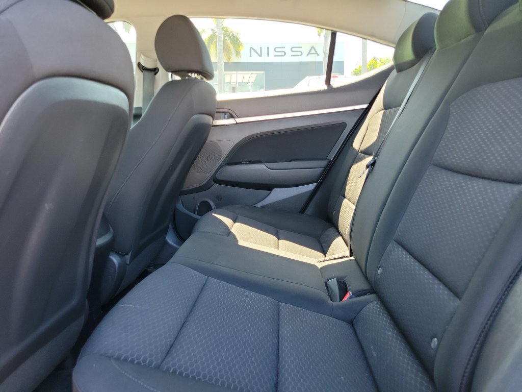 Used 2019 Hyundai Elantra SEL w/ Cargo Package FWD image 15