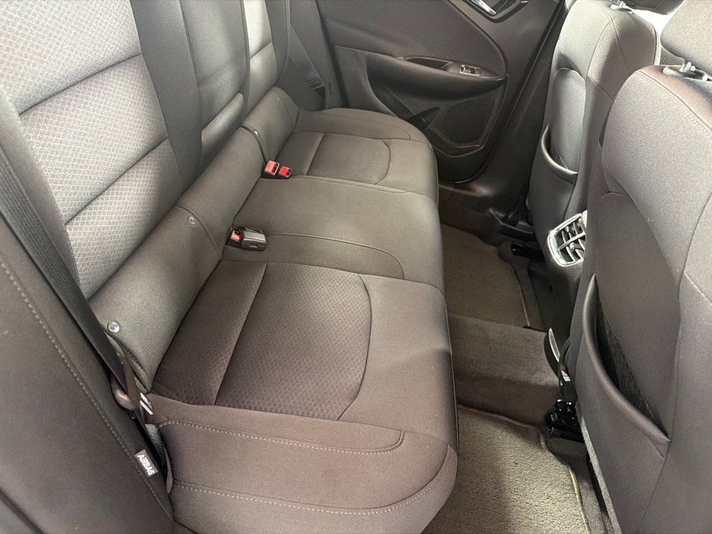 Used 2018 Chevrolet Malibu LT FWD image 18