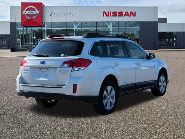 Used 2011 Subaru Outback 2.5i Limited AWD/4WD image 7