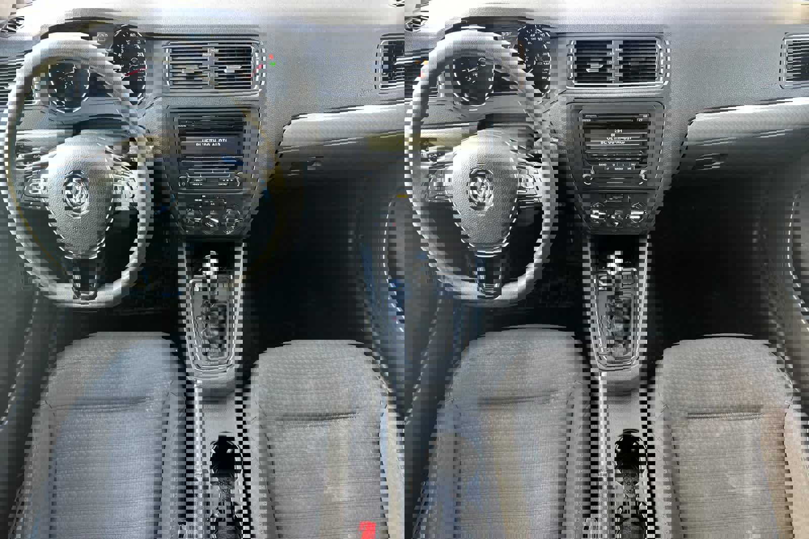 Used 2015 Volkswagen Jetta SE video 3