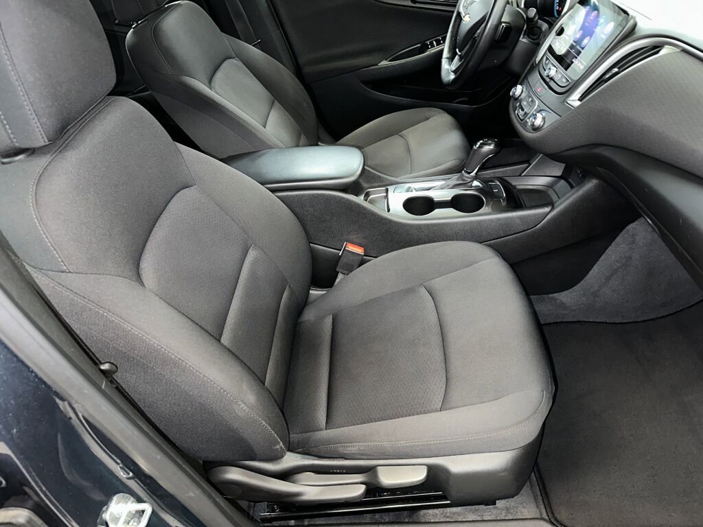 Used 2019 Chevrolet Malibu RS w/ LPO, Convenience Package 1 image 26