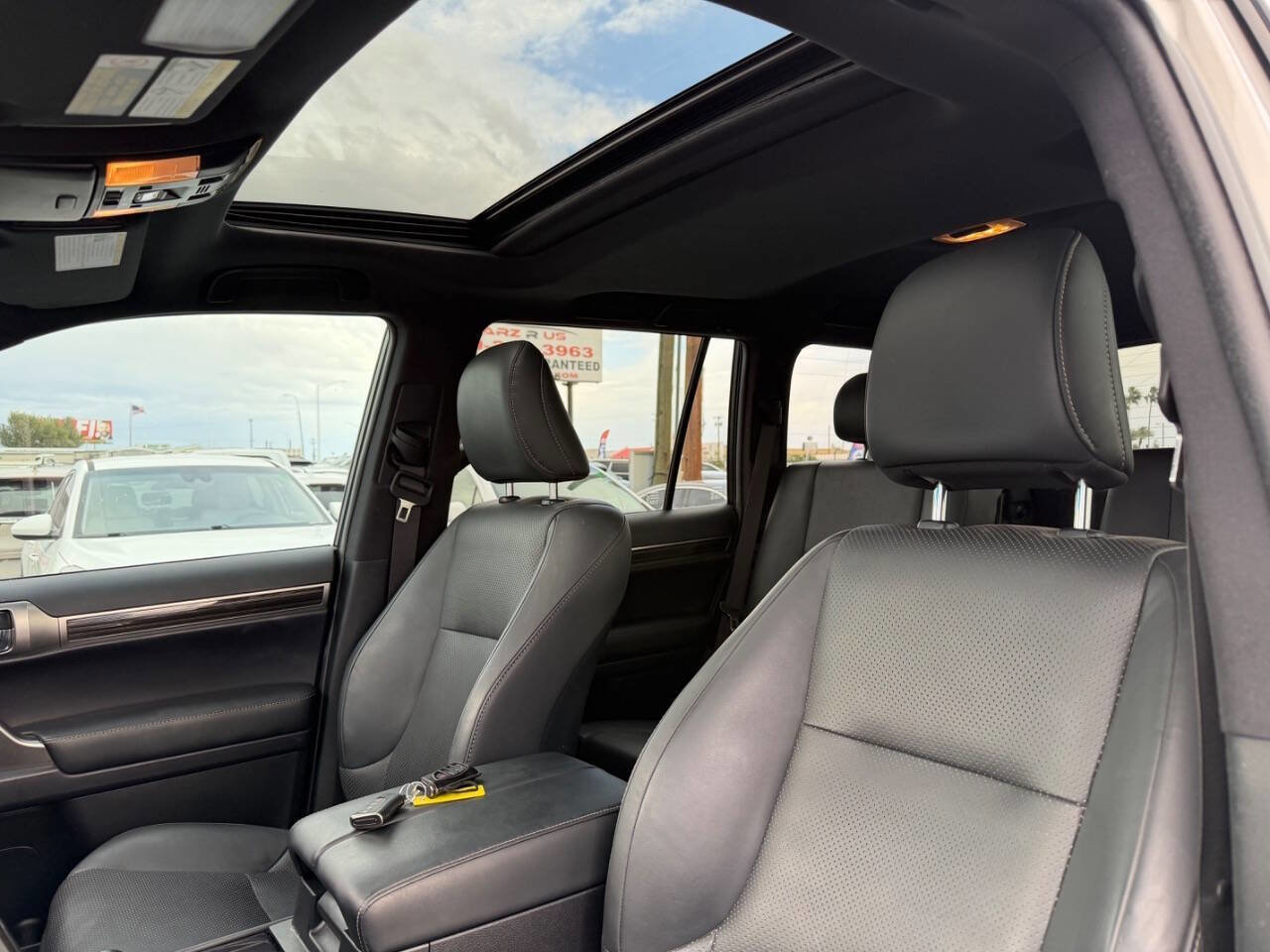 Used 2023 Lexus GX 460 Luxury w/ Sport Design Package image 22