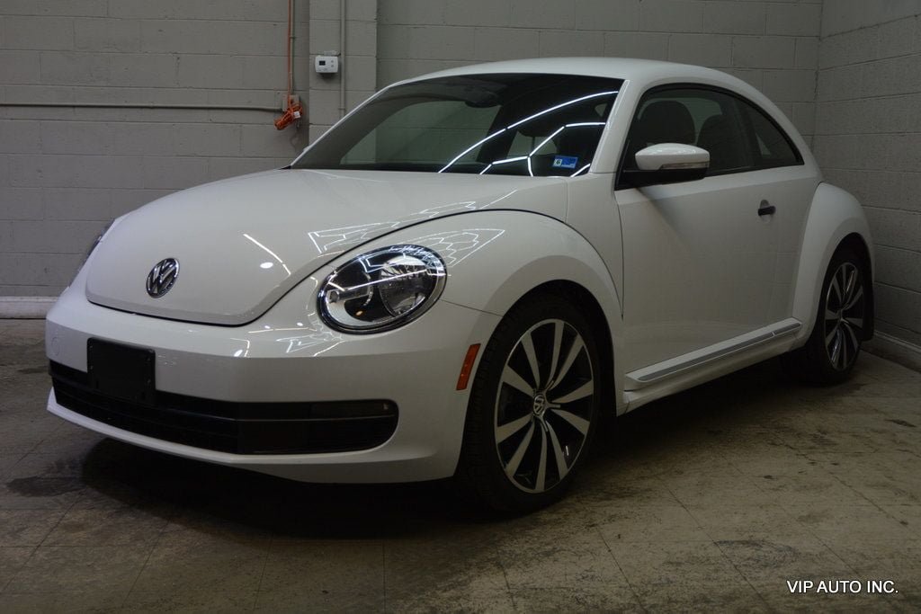 Used 2015 Volkswagen Beetle 1.8T Classic FWD image 2