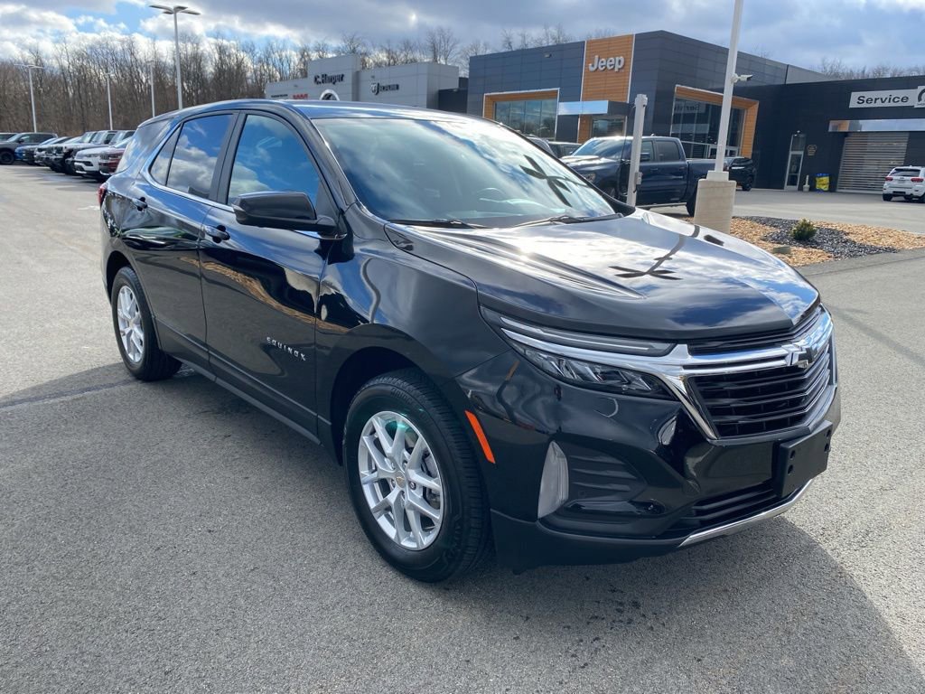 Used 2024 Chevrolet Equinox LT image 1